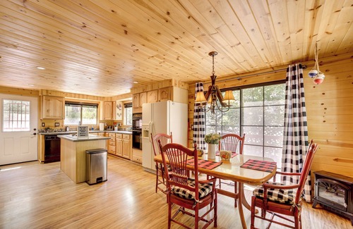 Christopher Creek Cottage | Forested Payson Cabin By Mogollon Rim: Hike & Play