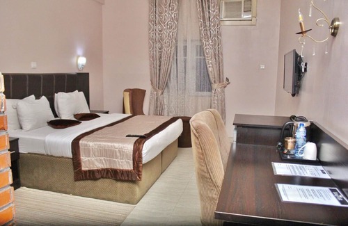 Owerri Hotel | Forever Hotels and Suites