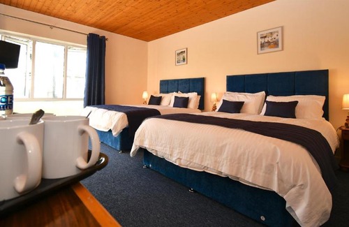 Saint Clears Cabin | Forge Motel & Firehouse Restaurant