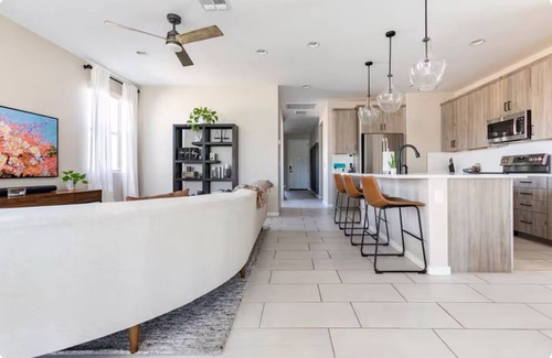 Casa Grande House | Forget your worries in this spacious and serene space.