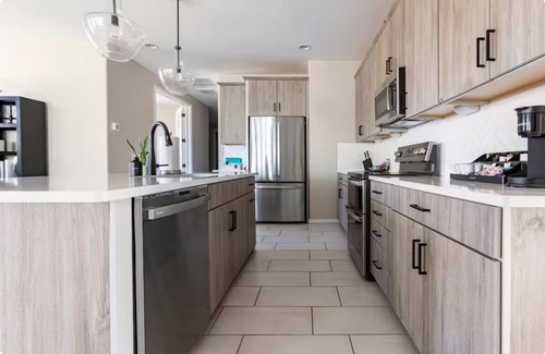 Casa Grande House | Forget your worries in this spacious and serene space.