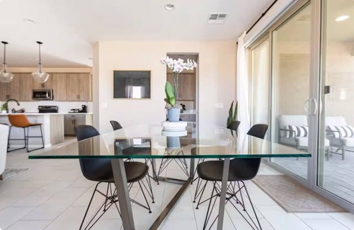 Casa Grande House | Forget your worries in this spacious and serene space.
