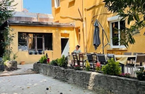 Besseges House | Former Hotel 20 beds for training or friends