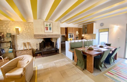 Bagat-en-Quercy Other | Former Quercy Blanc wine storehouse in the heart of the Cahors vineyards