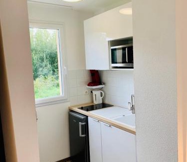 Equemauville Apartment | FORMISTUDIO II