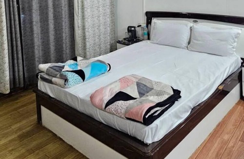 Kambare Hotel | Forrest Homestay Villa