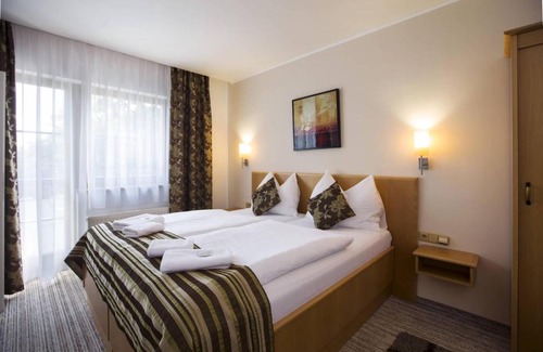 Chomutov Hotel | ForRest hotel