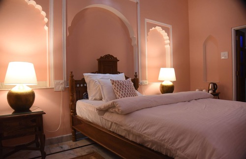 Kekri Hotel | Fort Chabariya Kekri