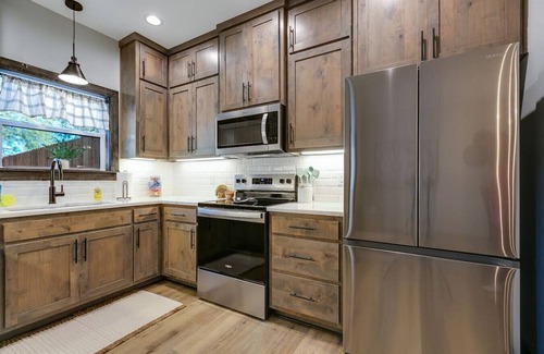 San Angelo House | Fort Concho/2 BR-2.5 BA/New!