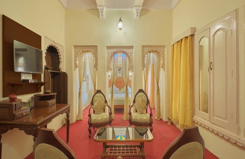 Dhariyawad Hotel | Fort Dhariyawad Heritage Hotel Udaipur