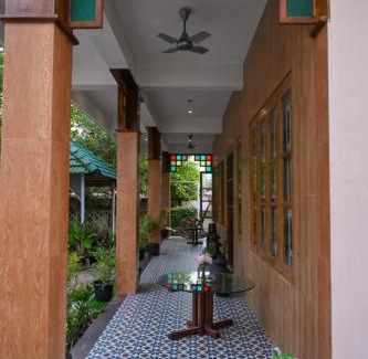 Thamaraparambu House | Fort Kochi Paradise Homestay