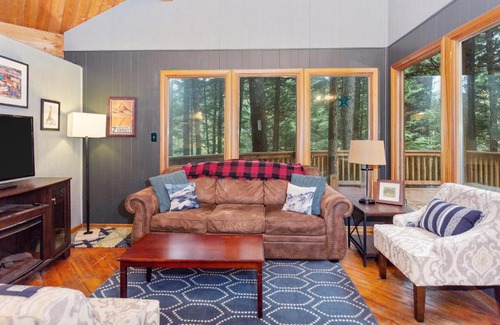 Girdwood House | Fort Lindy