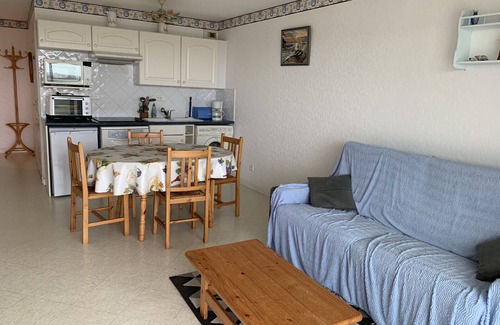 Fort-Mahon-Plage Apartment | Fort-Mahon-Plage: Apartment near beach with garage