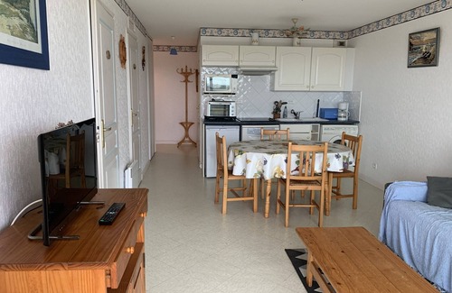 Fort-Mahon-Plage Apartment | Fort-Mahon-Plage: Apartment near beach with garage