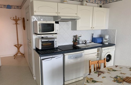 Fort-Mahon-Plage Apartment | Fort-Mahon-Plage: Apartment near beach with garage