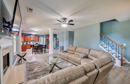 Fort Mitchell House | Fort Mitchell Vacation Rental with Home Office!