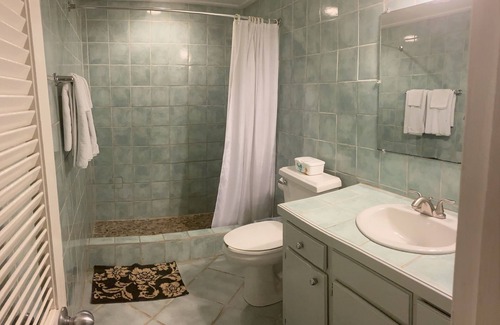 Daseys Resort | Fort Recovery Beachfront Villa and Suites Hotel 1BR