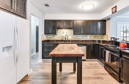 Wright House | Fort Walton Beach Home w/Grill: 4 Mi to Beach!