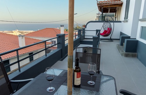 Sao Pedro House | Fortress Home I - In the historical center of Funchal
