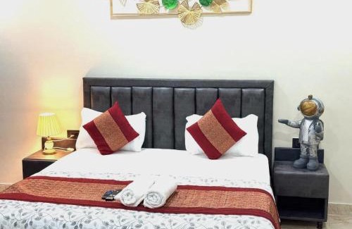Saket Apartment | Fortune Home Service Apartment Studio, J-267 Saket