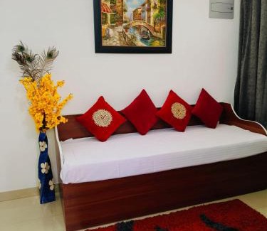 Sualkuchi Apartment | Fortune Tree Homestay