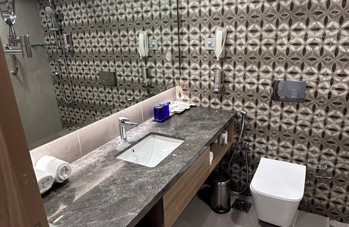 Manipal Hotel | Fortune Valley View, Manipal - Member ITC Hotels' Group