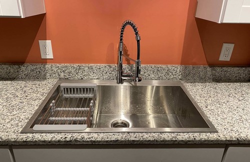 Terlingua House | Fossil Knob Ridge -Mariscal: Ultra Modern Container Home