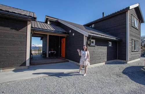 Sogndal House | Fosskamben 1 Moderne hytte ikkje langt frå Sogndal