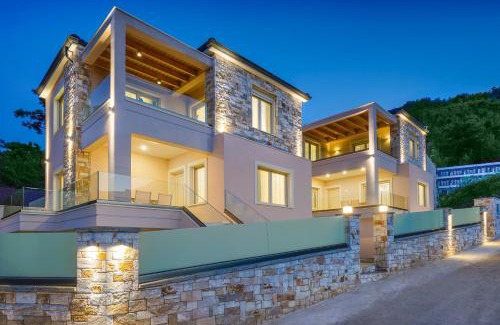 Chrisi Akti Villa | Foti's Villas