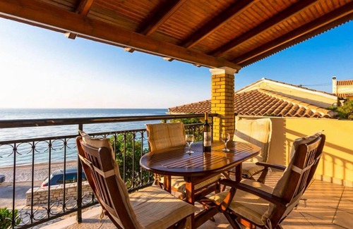 Katavolos Apartment | Fotini - One Bedroom Apartment, Sleeps 4