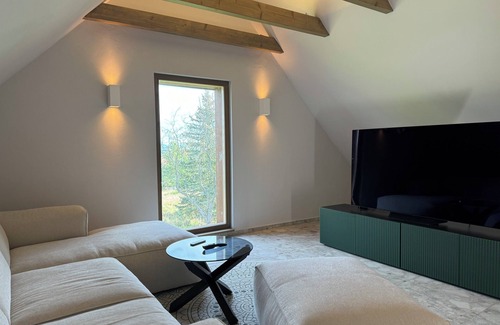 Oybin House | Foundation