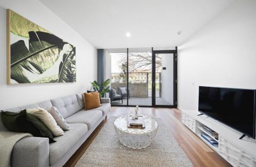 Braddon Apartment | Founders Lane Apartments by Urban Rest
