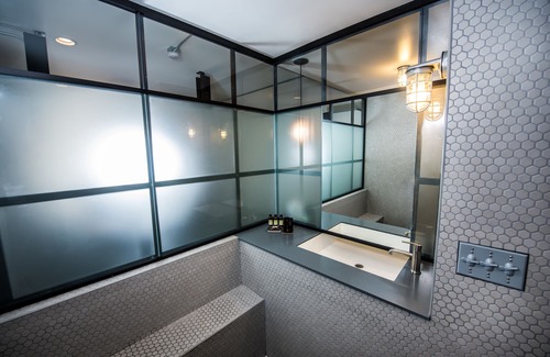 Evans Churchill Hotel | FOUNDRE Phoenix