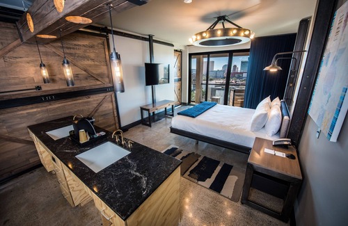 Evans Churchill Hotel | FOUNDRE Phoenix