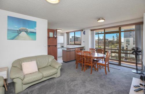 Port Macquarie Apartment | Fountain Court 19