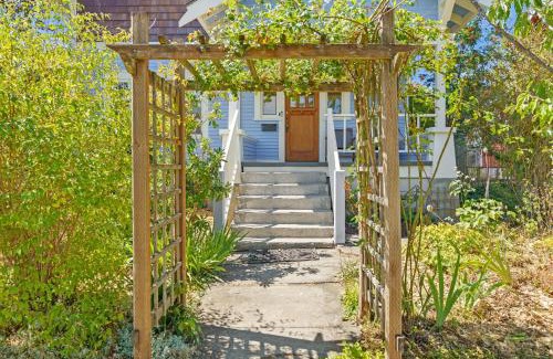 Columbia House | Fountain District Craftsman