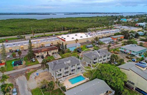 Holmes Beach Apartment | Fountain Head 5