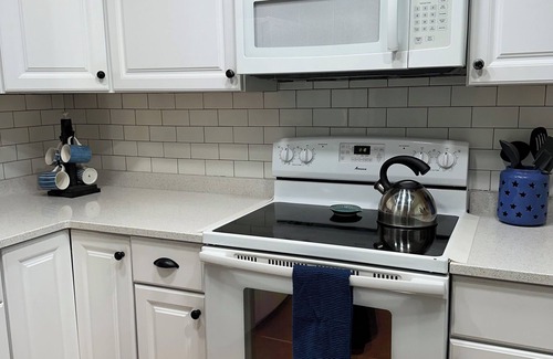 Fountain of the Sun Condo | Fountain of the Sun 55+ - 2BR 2 BA updated condo-A Paradise in the Sun