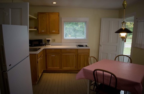 Lake Leelanau Resort | Fountain Point - Cottage 18