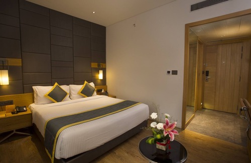 JP Nagar Hotel | Fountain Tree by TGI
