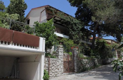 Cove Murtar Apartment | Four-bedroom apartment with terrace Mali Lošinj, Lošinj (A-7992-a)