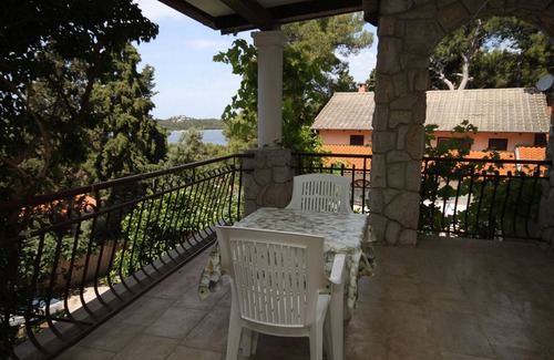 Cove Murtar Apartment | Four-bedroom apartment with terrace Mali Lošinj, Lošinj (A-7992-a)
