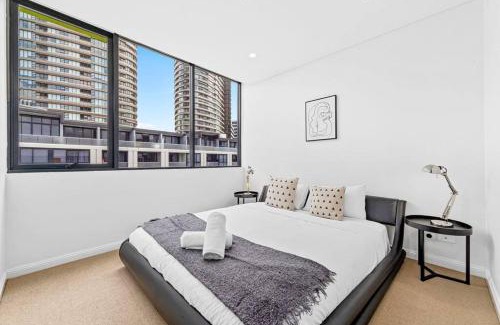Sydney Olympic Park Apartment | Four bedroom apartment with facilities in Olympic Park