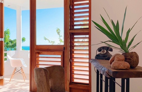 Treasure Beach Villa | Four Bedroom Ecoluxe Haven in Treasure Beach with Pool