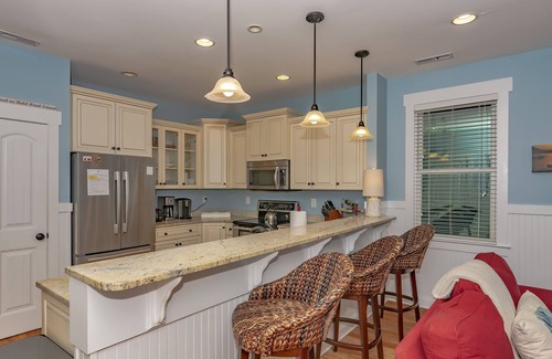 Bald Head Island House | Four bedroom home with private crofter located in the heart of the island close to amenities.