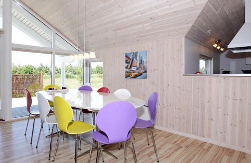 Kramnitse House | Four-Bedroom Holiday home in Rødby 7