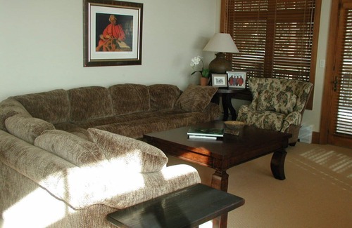River Run Condo | Four Bedroom Luxury Ski in, Ski Out at Lone Eagle