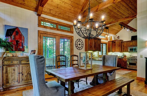 Cashiers House | Four Bedroom Trillium Home Overlooking the 14th Fairway - Fairway To Heaven