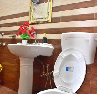 Kasauli Villa | Four Bedroom Villa Kasauli l 3km From Mall Road l By Splendid Hotels