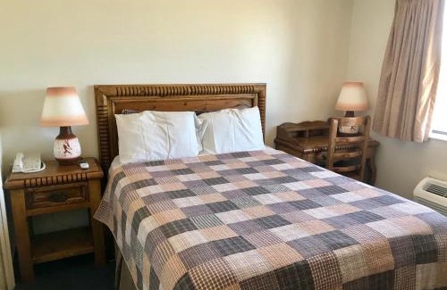 Blanding Hotel | Four Corners Inn